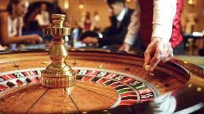 Blackjack or Baccarat: Which Game Offers Better Odds?